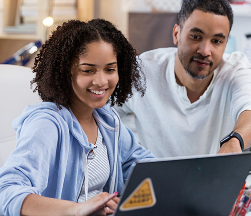people looking the computer